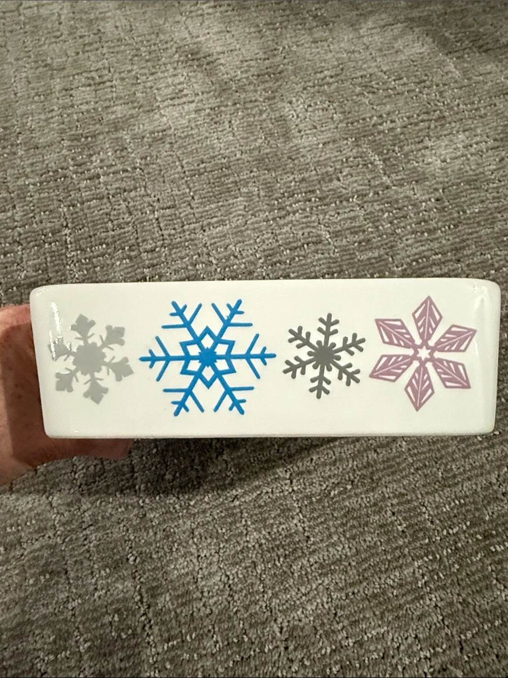 Temp-tations ❄️ Seasonal Napkin Holder with Weight and 28 Napkins ❄️ Snowflake